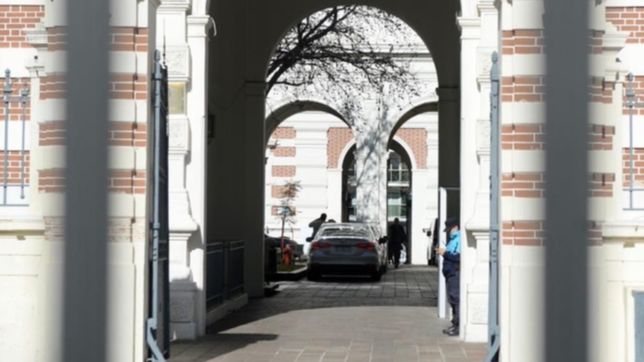 kicillof recibio a los intendentes en la gobernacion para recalcular la campana