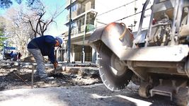 con obras en puntos clave, se intensifican las tareas de pavimentacion y bacheo con obras en puntos clave, se intensifican las tareas de pavimentacion y bacheo