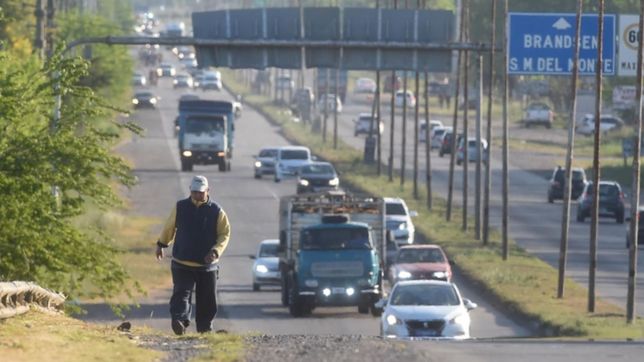 restringen la circulacion de camiones en la autopista y rutas bonaerenses por semana santa