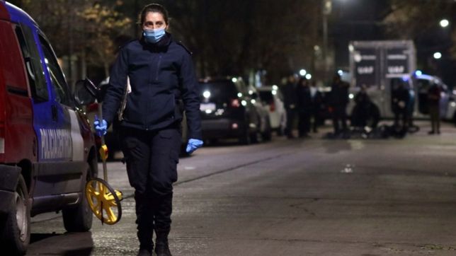 encontraron muerto a un ciclista en plena calle de la plata y nadie sabe que paso