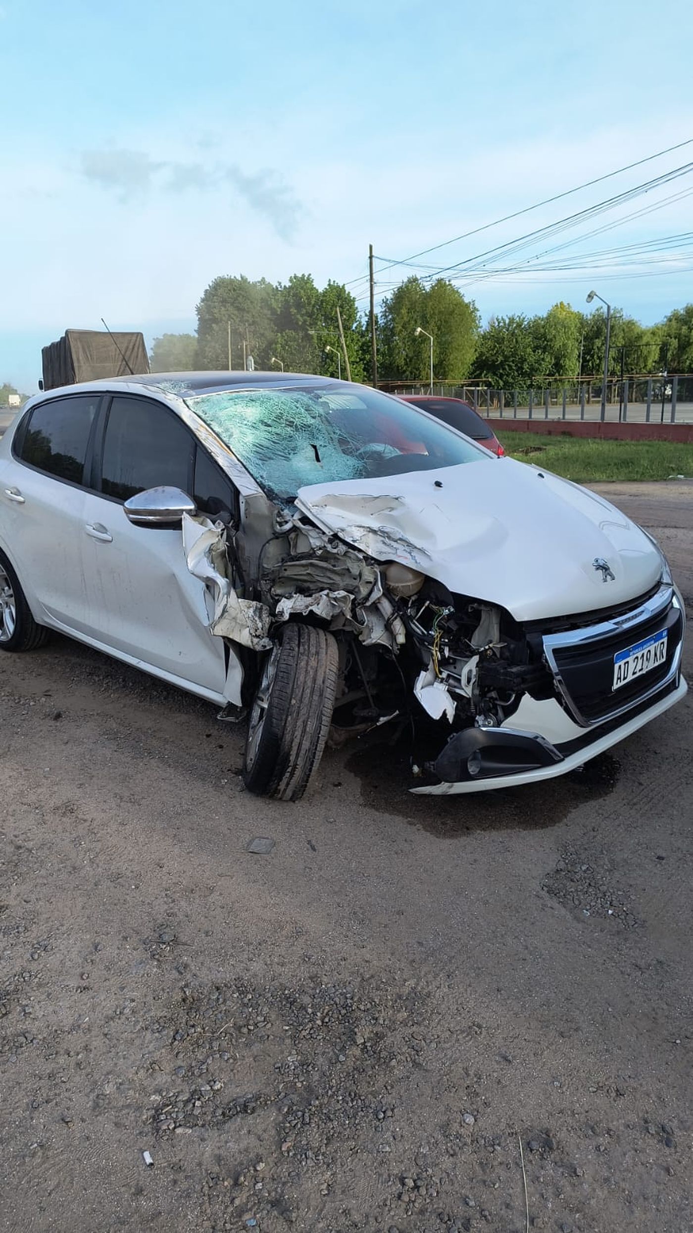 Un terrible accidente de tránsito terminó con dos jóvenes muertos en La Plata