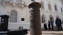 bolivar le restituyo a la plata un mojon fundacional de hierro que pesa 700 kilos bolivar le restituyo a la plata un mojon fundacional de hierro que pesa 700 kilos