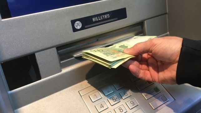 economia post paso: en el frente de todos quieren subir los salarios por decreto