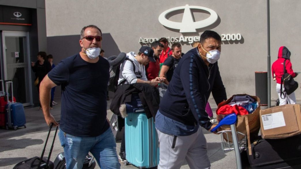 ¿Qué va a pasar con quienes ya están en Brasil, Chile y México y tiene que volver al país?