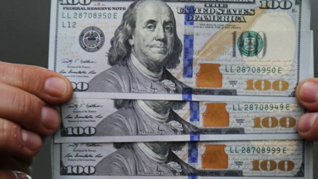 ¿a cuanto va a estar el dolar a fin de ano segun los especialistas?