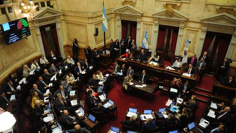 El Gobierno acelera la sanción de la reforma laboral y negocia para asegurar votos en el Senado El Gobierno acelera la sanción de la reforma laboral y negocia para asegurar votos en el Senado