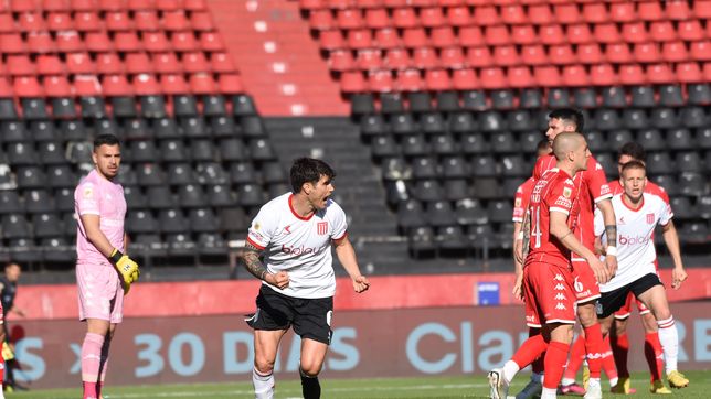 estudiantes saldo una deuda pendiente con huracan