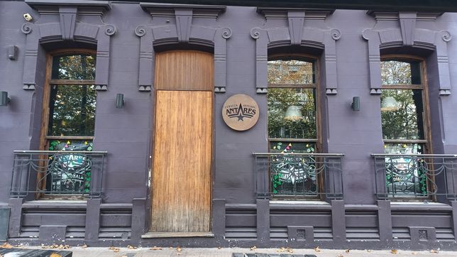 cierra la emblematica cerveceria antares de diagonal 74