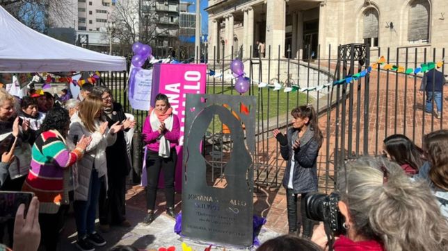 senalizaron una esquina centrica de la plata con la imagen de johana ramallo