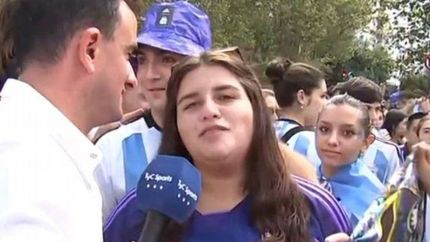 Truchó un certificado para ver a la Scaloneta, su jefe se enteró por televisión y la echó