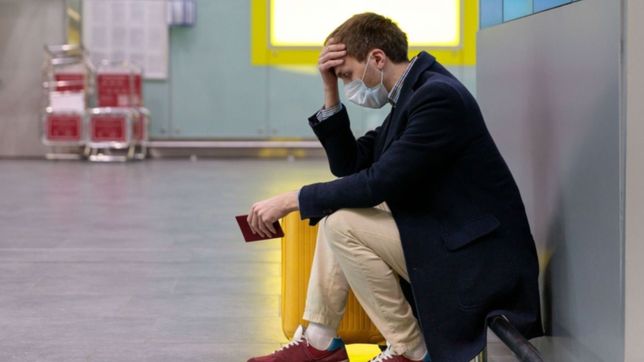 la oms advirtio que los vacunados y quienes ya tuvieron covid-19 podrian contraer omicron