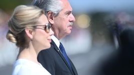 la justicia investiga si la secretaria de fernandez se reunio con fabiola yanez la justicia investiga si la secretaria de fernandez se reunio con fabiola yanez