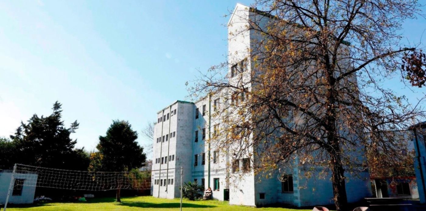 1533562389969.jpg?oh=999&height=747&rotate=0&scaleX=1&scaleY=1&x=0&y=183&width=1493&ow=1500&&cw=1920&ch=950