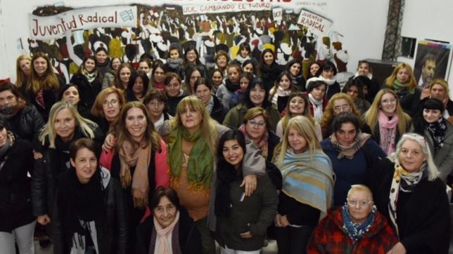con veronica rivas a la cabeza, las mujeres radicales se sumaron a la campana por garro