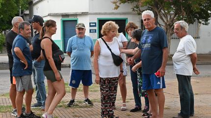 Vecinos se manifestaron frente a la comisaría Quinta para pedir más seguridad