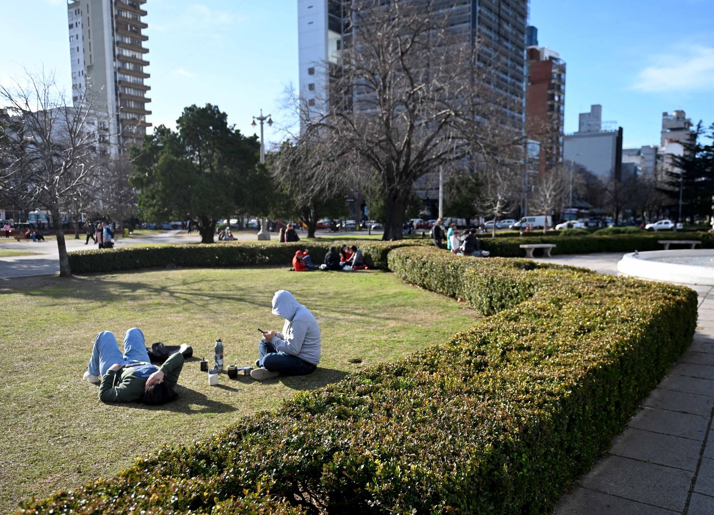 Frío soleado Plaza Moreno (2)