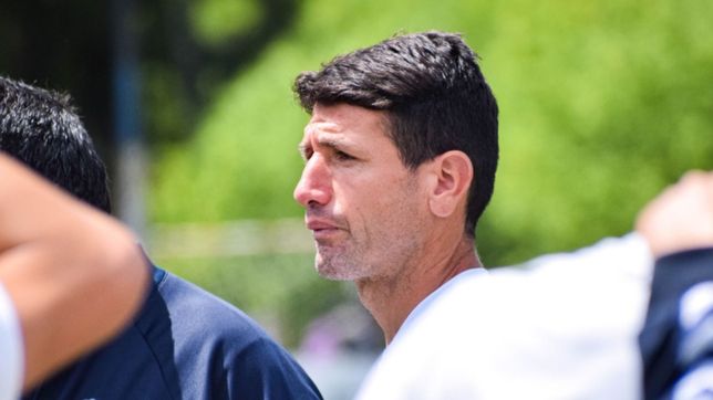 chirola romero tiene abrochado a su primer refuerzo como tecnico de gimnasia