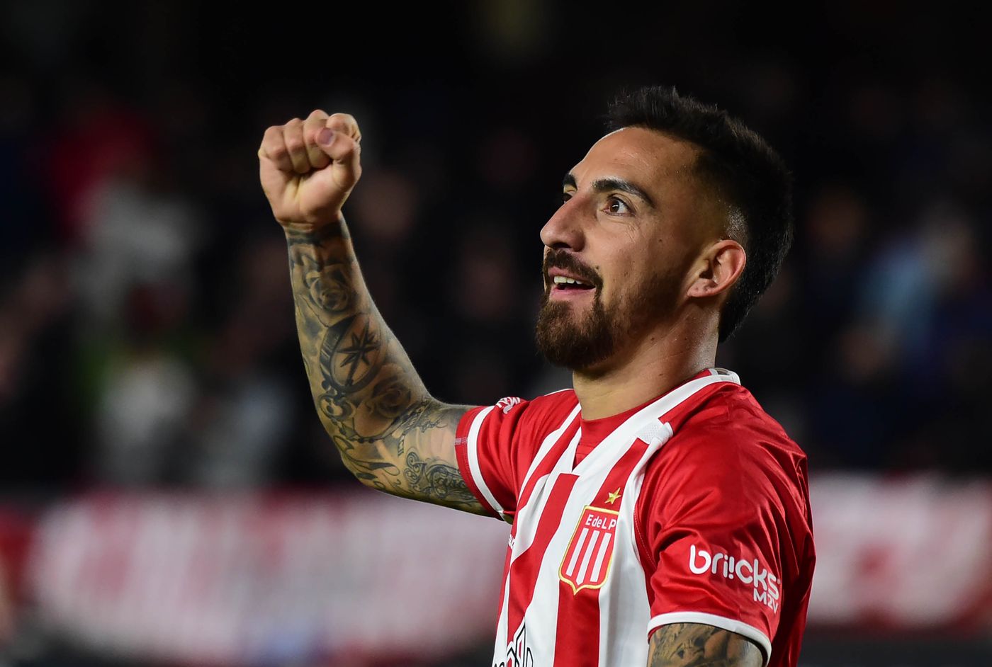 Estudiantes Riestra Correa festejo gol 2.JPG