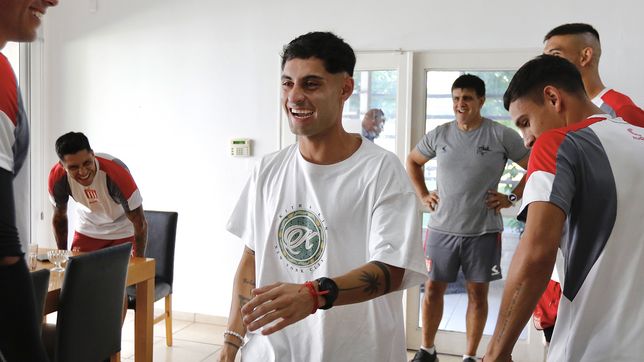 el emotivo reencuentro de javier altamirano con sus companeros en el country