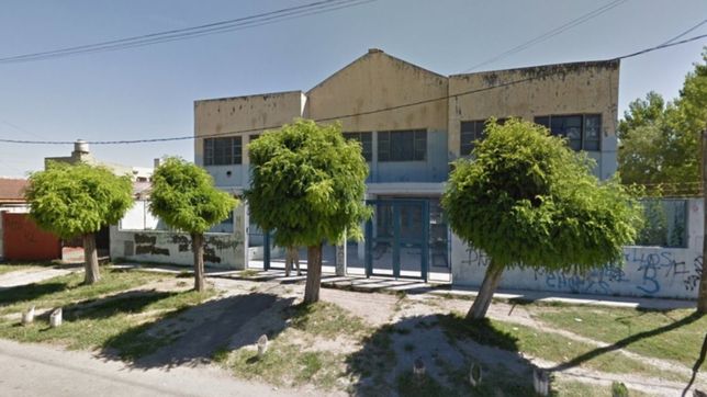 9.30 explota, la amenazante carta que aparecio en la puerta de un colegio de la plata