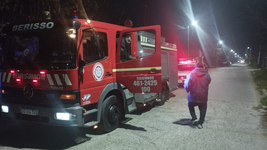 un voraz incendio arraso con un departamento en berisso un voraz incendio arraso con un departamento en berisso