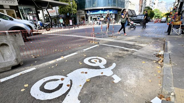 sorpresa en el centro por la aparicion de lugares reservados para motos
