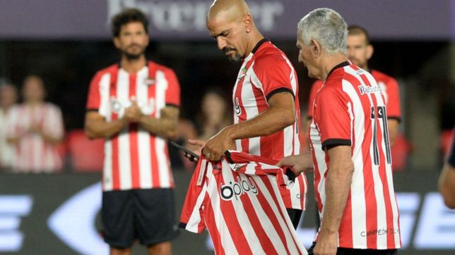 revelaron cuanto costara la nueva camiseta de estudiantes que saldra a la venta en febrero