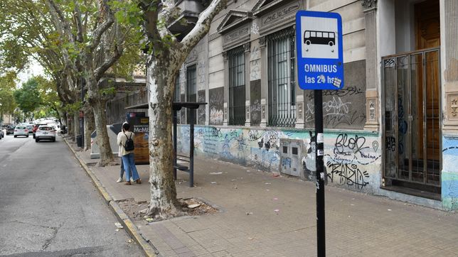 arranco el paro de micros con impacto directo en las lineas de la plata