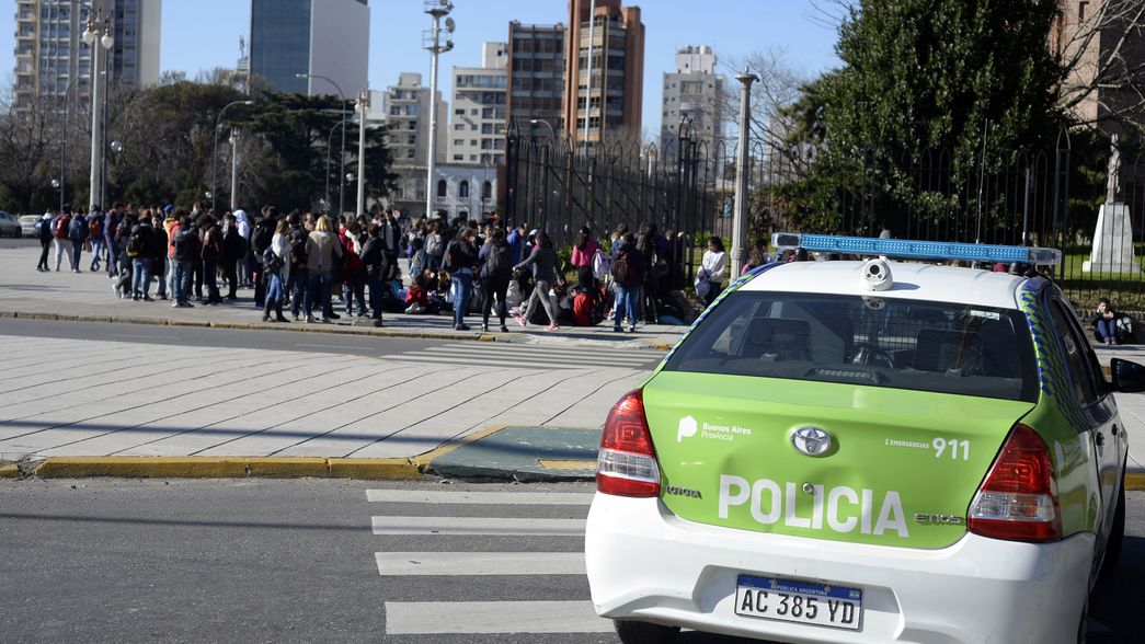 Piden informes ante la creciente preocupación por la seguridad en las escuelas de La Plata