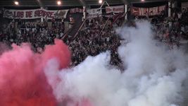 el gesto de un ex estudiantes que se gano la ovacion de un estadio completo el gesto de un ex estudiantes que se gano la ovacion de un estadio completo