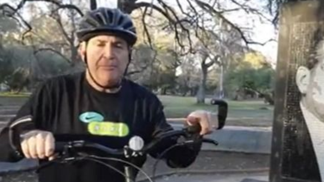 el embajador de estados unidos se emociono al visitar el monumento a favaloro en la plata