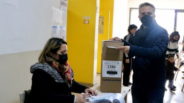 andres larroque voto y dijo: estamos honrando la democracia en un escenario de pandemia