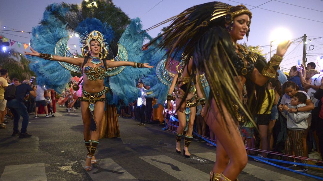 El cronograma completo de los corsos en La Plata durante los 4 días de carnaval