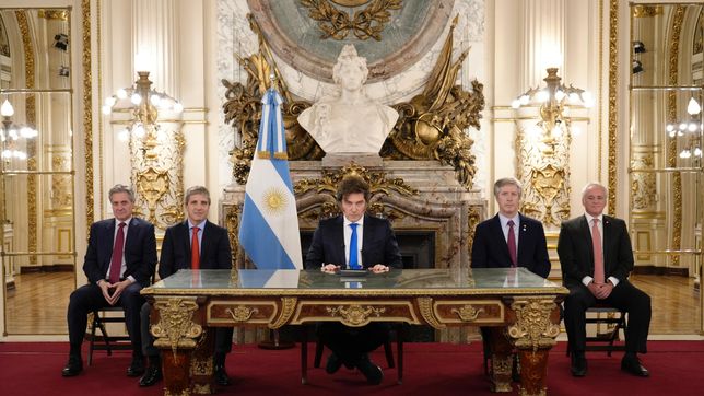 milei prepara un super lunes en casa rosada con una cadena nacional por el presupuesto