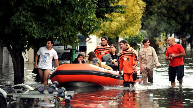 la oposicion pide aplicar por ordenanza el plan contra inundaciones creado para la plata