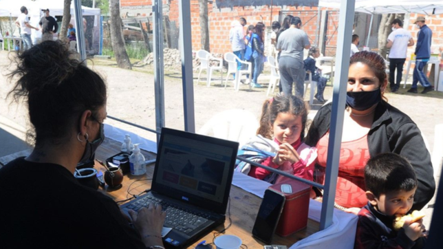 tablets gratis para monotributistas, jubilados y auh: ¿como acceder al beneficio?