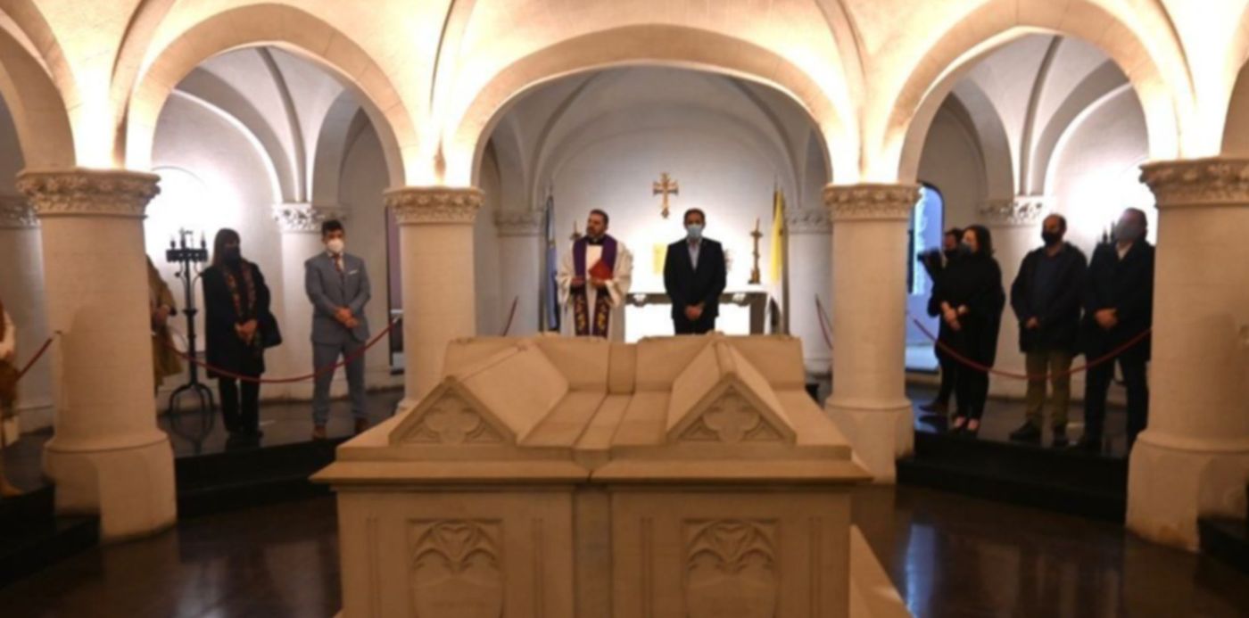 1630957660144.jpeg?x=9&y=36&width=1006&height=503&rotate=0&scaleX=1&scaleY=1&ow=1024&oh=669&&cw=1920&ch=950