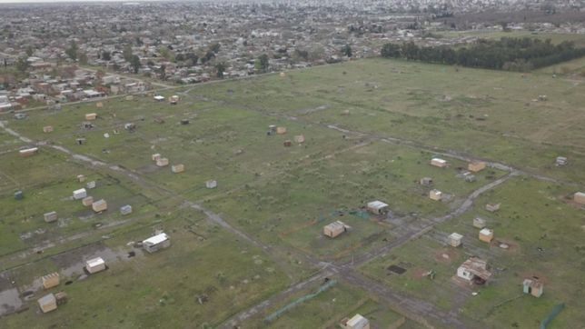 concejales de la oposicion criticaron a garro por la toma de tierras en los hornos