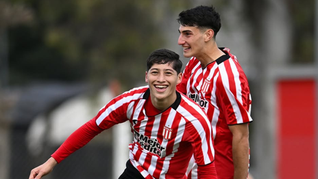 La figura de la Reserva de Estudiantes lleva tres goles de tiro libre y espera el llamado de Alexander Medina