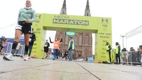 La Media Maratón La Plata recibe el Race Series de New Balance La Media Maratón La Plata recibe el Race Series de New Balance