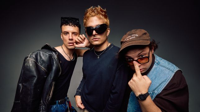 usted senalemelo, el zar y zoe gotusso llegan a la plata para participar del festival noches capitales