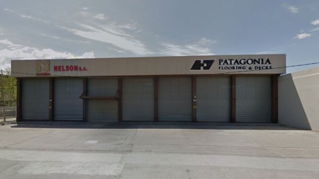 saquearon un aserradero de tolosa y escaparon con un importante botin