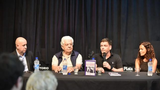 con la presentacion de un libro, rindieron homenaje al legado de alfonsin en la plata