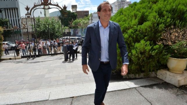 en silencio y en publico, garro tiende puentes con los gobiernos provincial y nacional