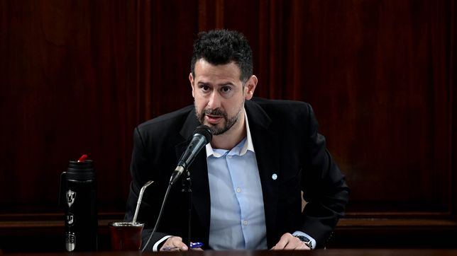 declaran sitios historicos en la plata y aprueban la venta de los autos del intendente