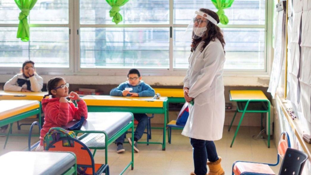 Buscan al mejor maestro del mundo y lo premiarán con 1 millón de dólares