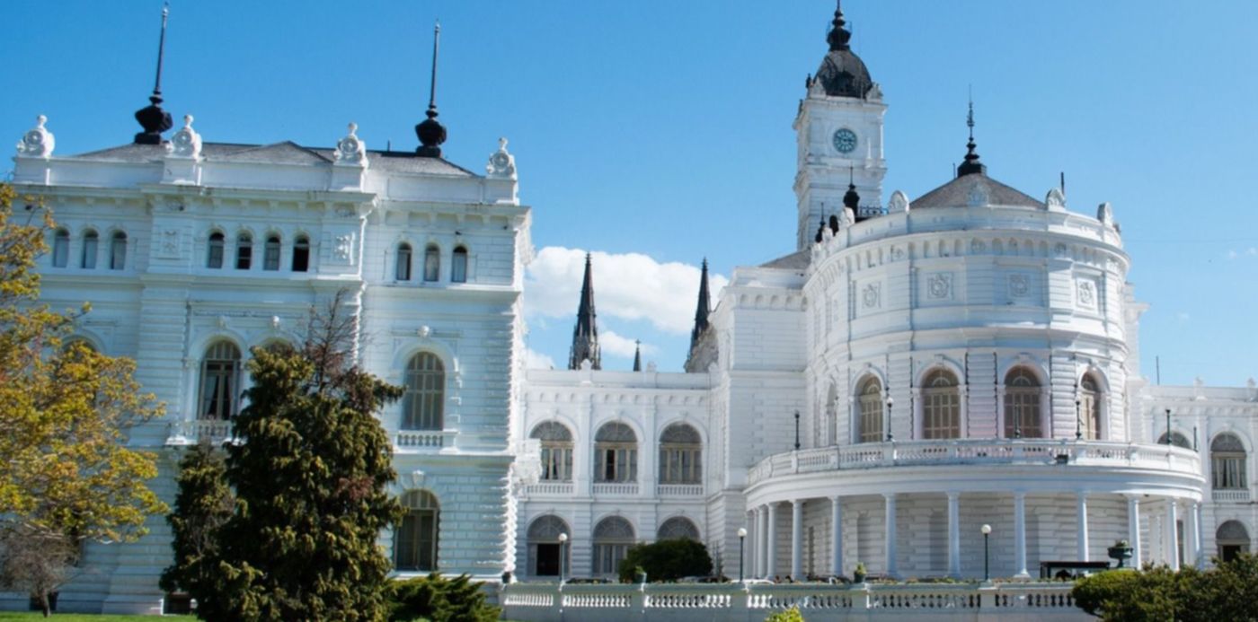 1531260319789.jpg?x=23&width=1456&scaleX=1&scaleY=1&ow=1500&oh=926&y=117&height=728&rotate=0&&cw=1920&ch=950