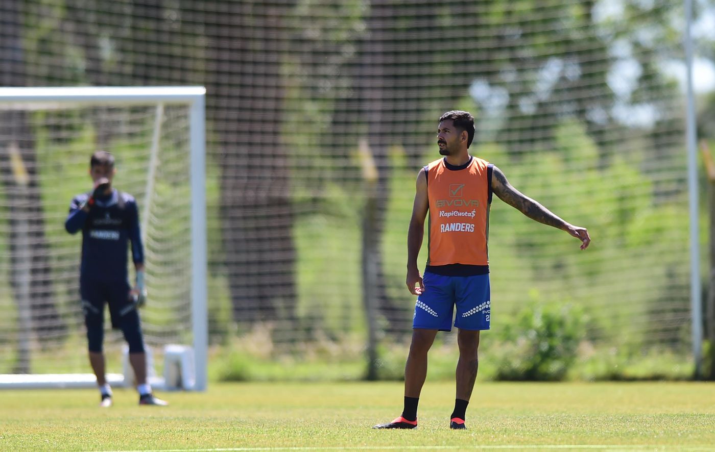Entrenamiento Gimnasia Martínez.jpg