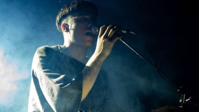 que hago viernes: se viene un dia fiesta y esta es la agenda cultural para esta noche