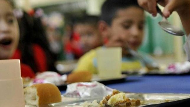 que empresas daran de comer en las escuelas de la plata y cuales son los menues